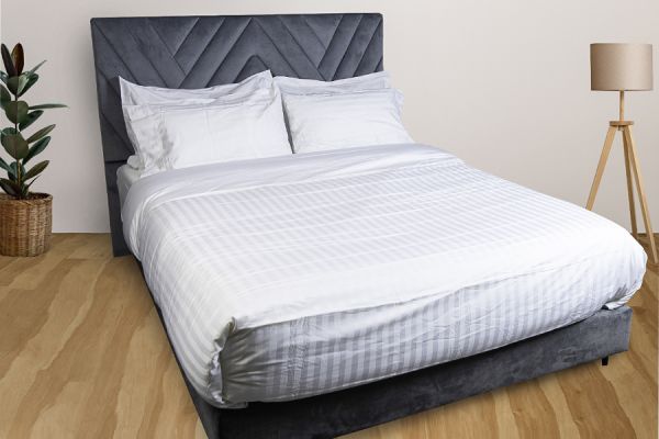 ENSEMBLE HOUSE COUVRE WELL DE COUETTE SATIN