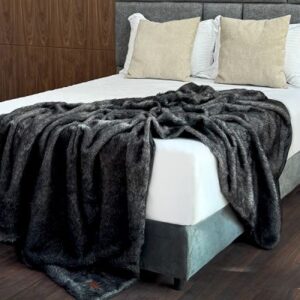 PLAID DE LUXE EN FOURRURE